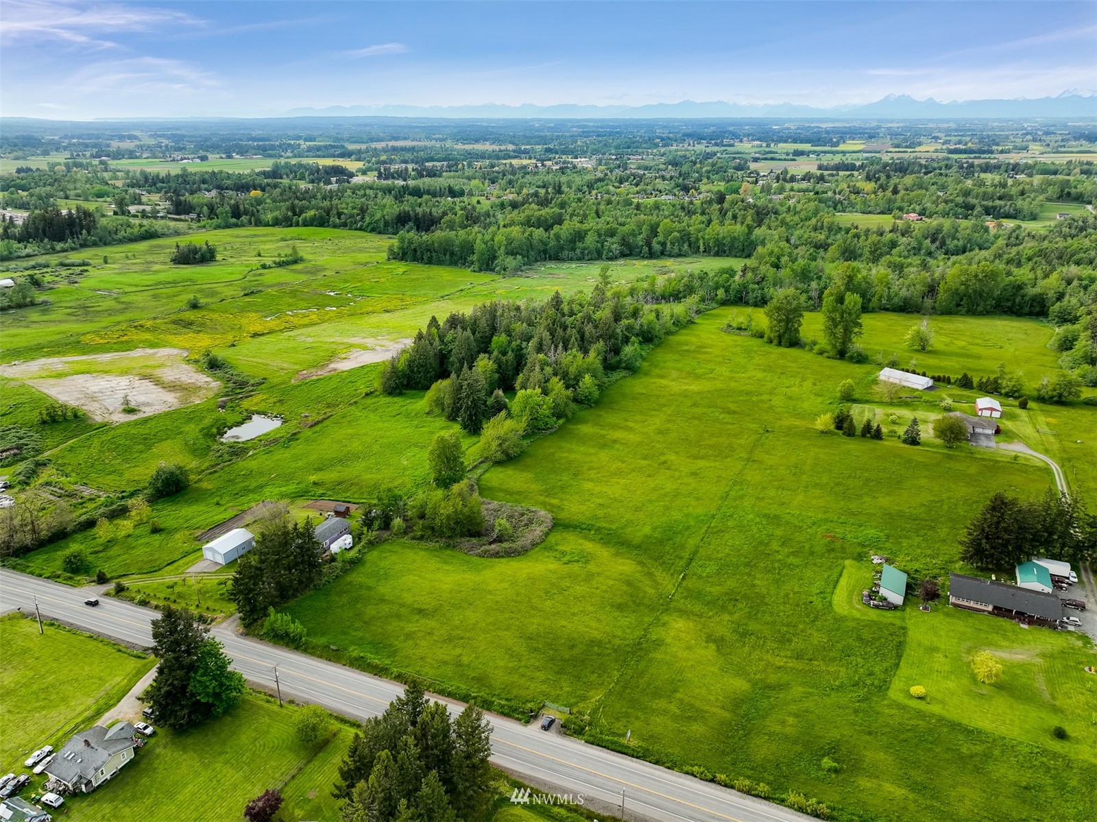 422 East Smith Road Bellingham, WA 98226 - Photo 5 of 7 a view of a city