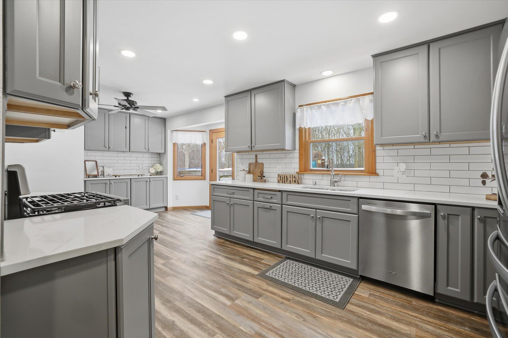 3140 Highway 164 Polk, WI 53086 - Photo 4 of 37 Kitchen