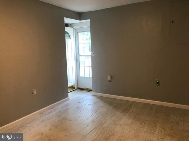 6337 Alberta Street Springfield, VA 22152 - Photo 19 of 25 Bedroom