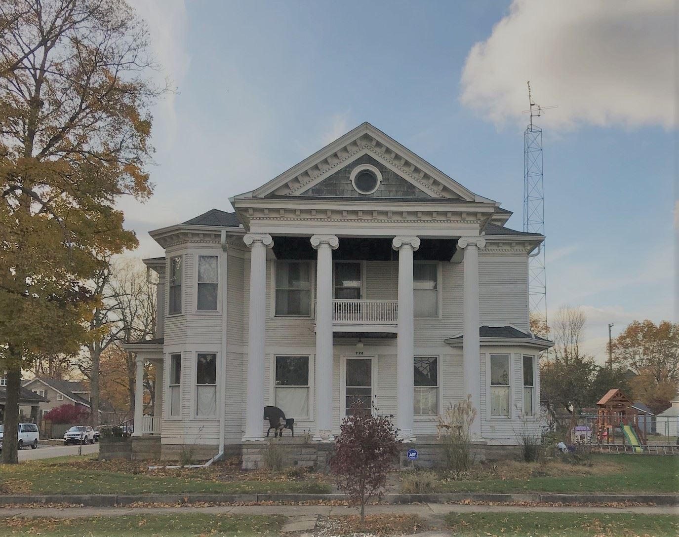 728 Jefferson Street Rochester, IN 46975 - Photo 1 of 32