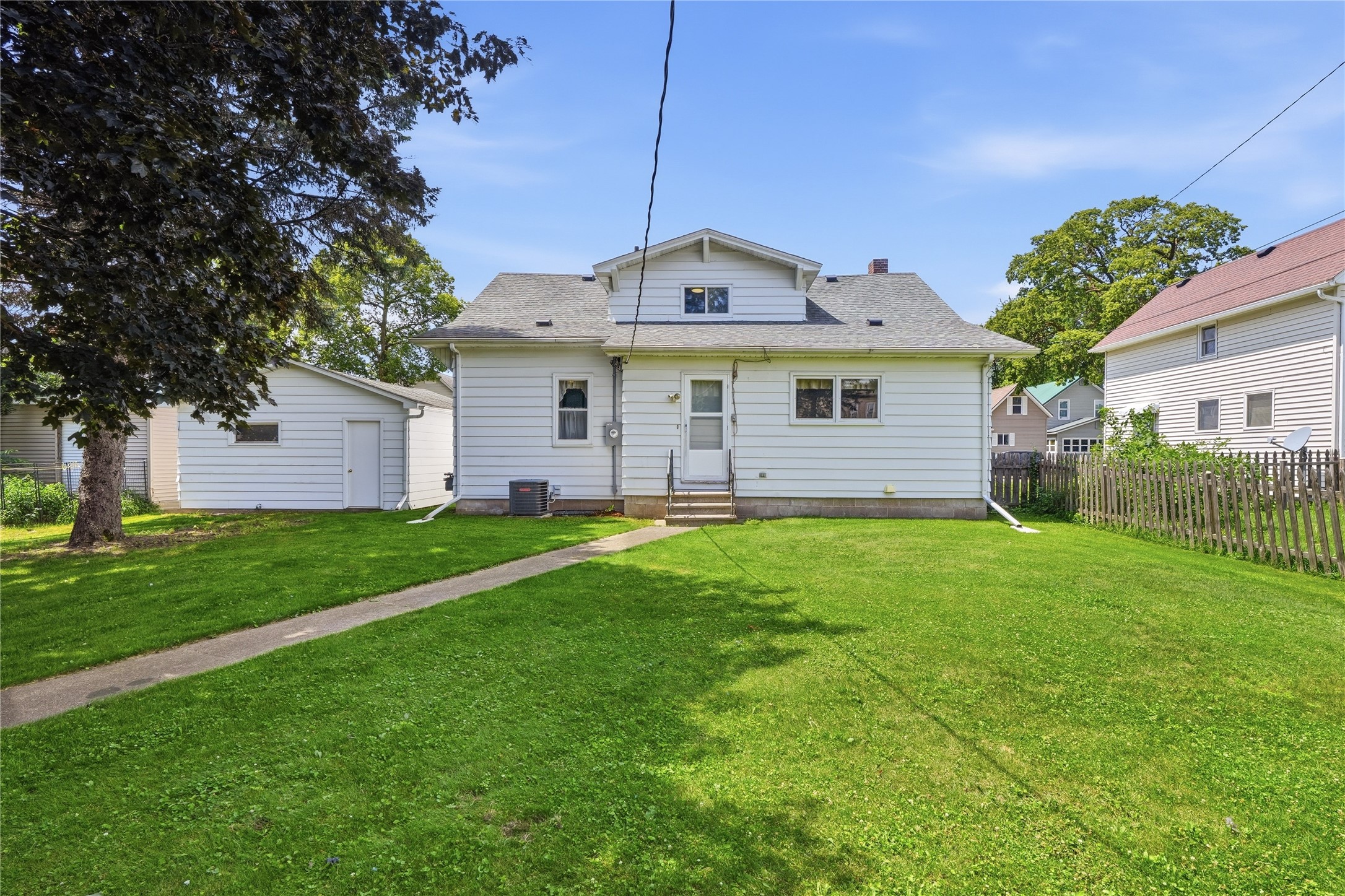 136 Barber Street Stanley, WI 54768 - Photo 30 of 38