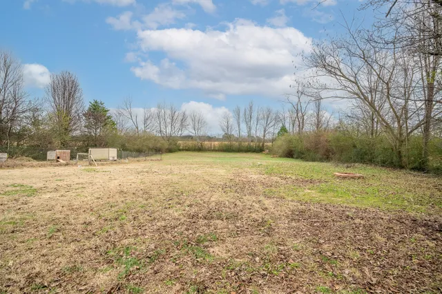 $199,900 | 734 North Military Street, Loretto, TN 38469