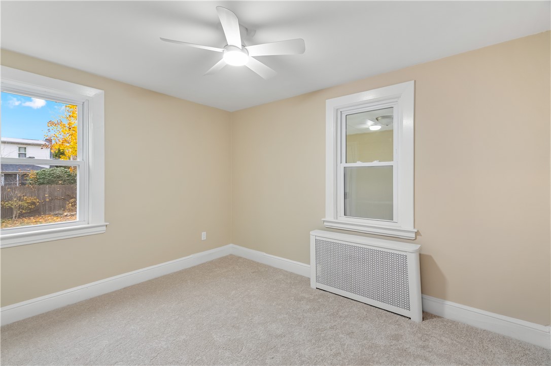 396 Elm Street Warwick, RI 02888 - Photo 12 of 29