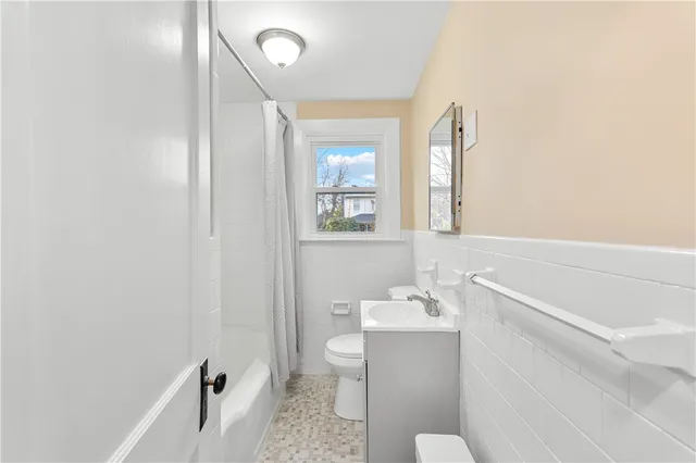 $419,900 | 396 Elm Street, Warwick, RI 02888