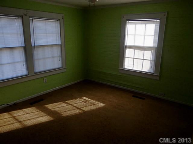 534 Hardin Road Dallas, NC 28034 - Photo 4 of 12 Gallery Image 4