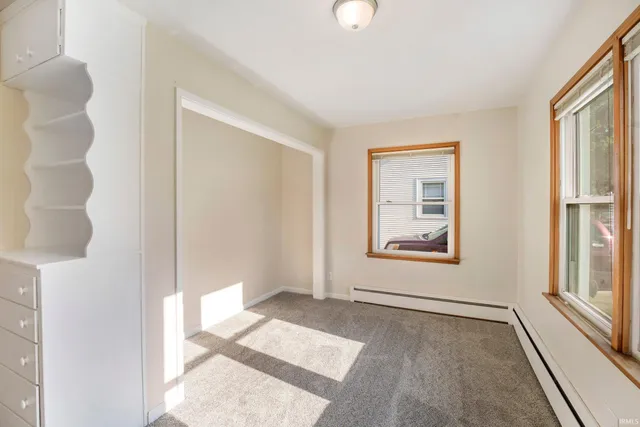 $1,600 | 128 Manor Avenue, Elkhart, IN 46516