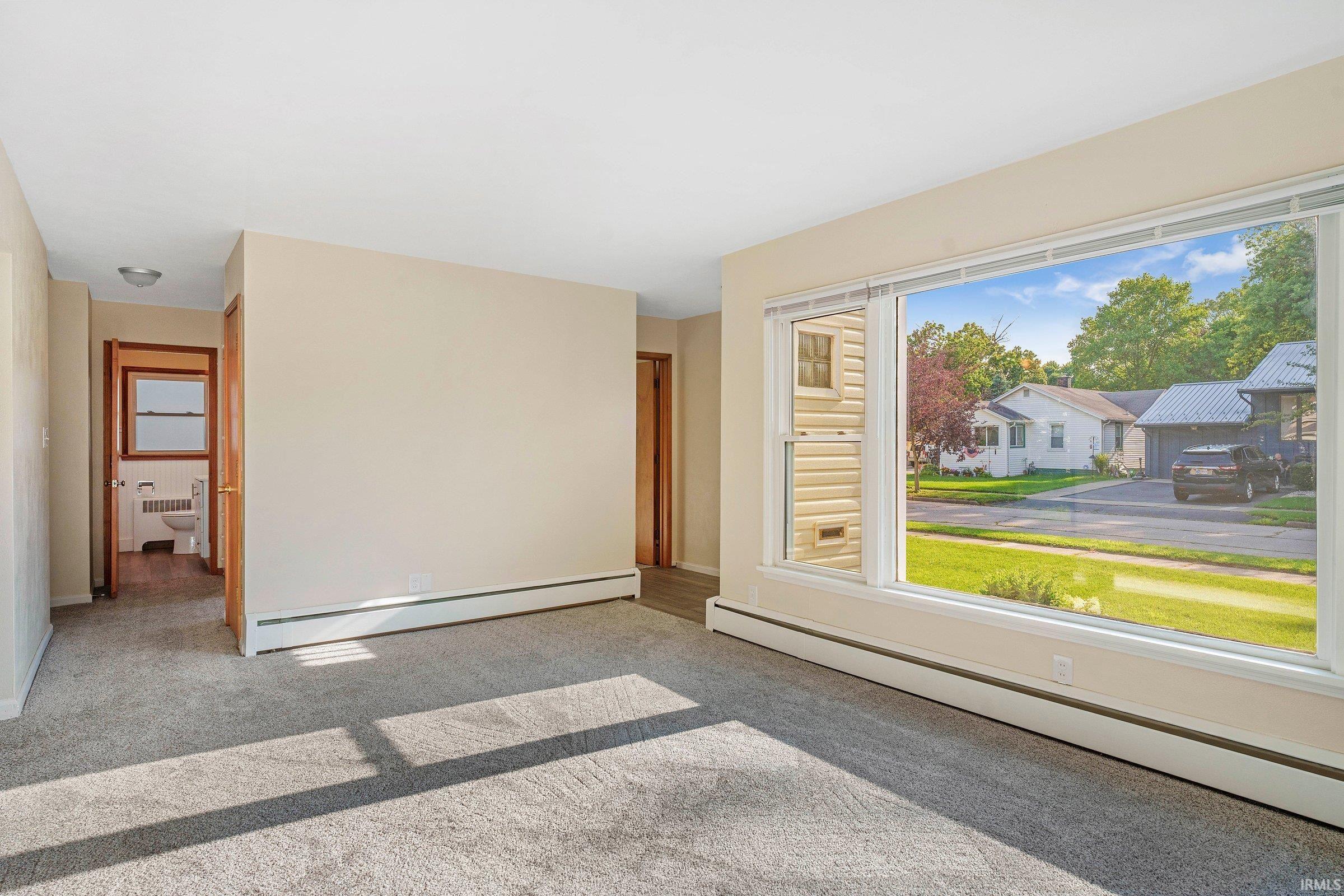 128 Manor Avenue Elkhart, IN 46516 - Photo 4 of 22