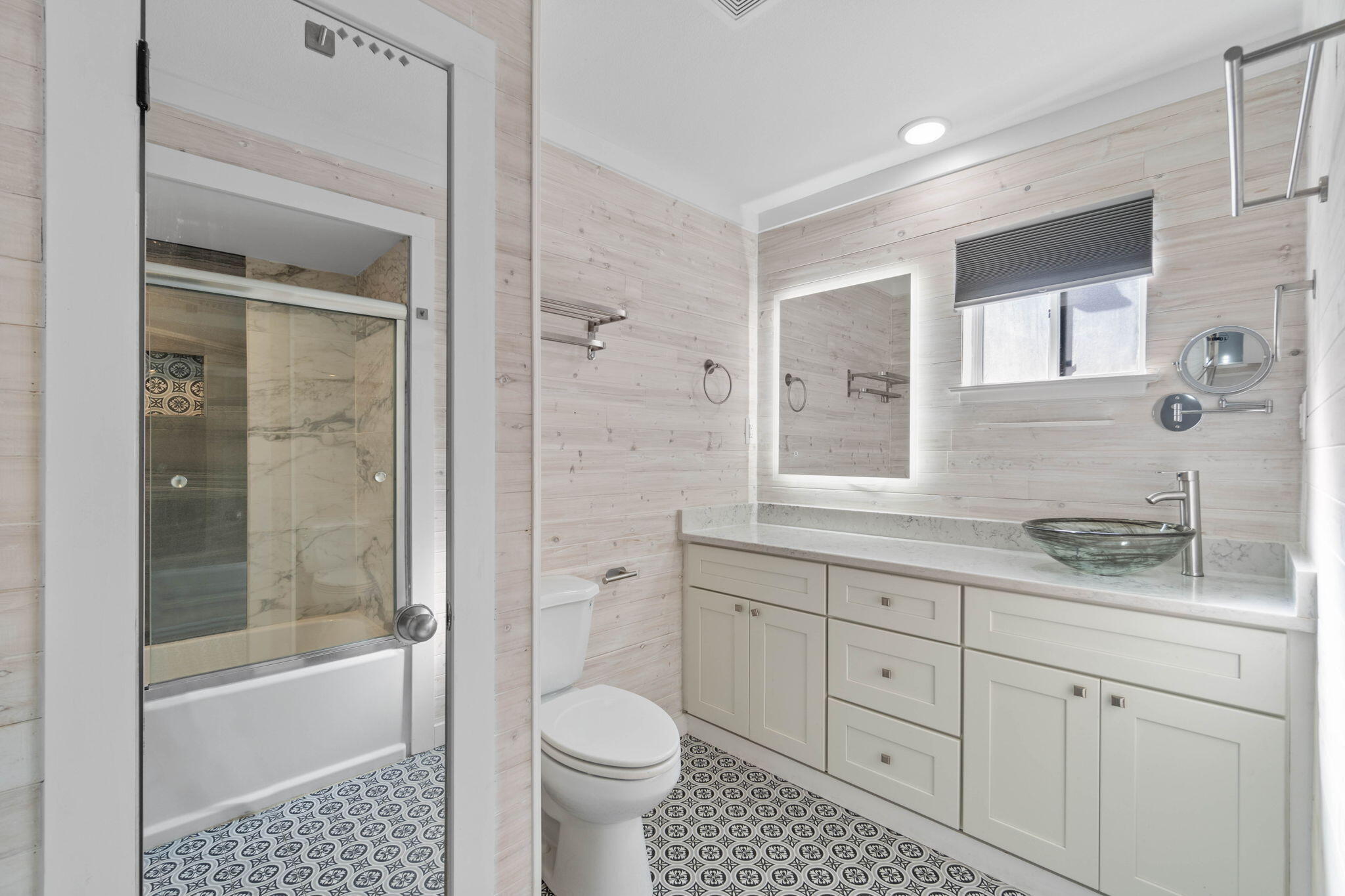 41 Solar Street Mary Esther, FL 32569 - Photo 25 of 40 a bathroom with a granite countertop sink a toilet and shower