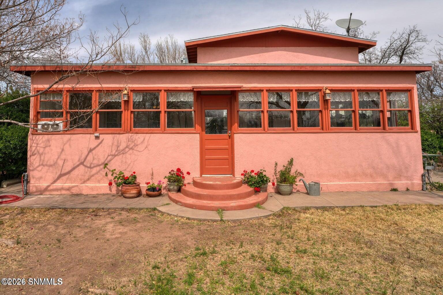 2090 Snow Road Mesilla, NM 88005 - Photo 3 of 90 3