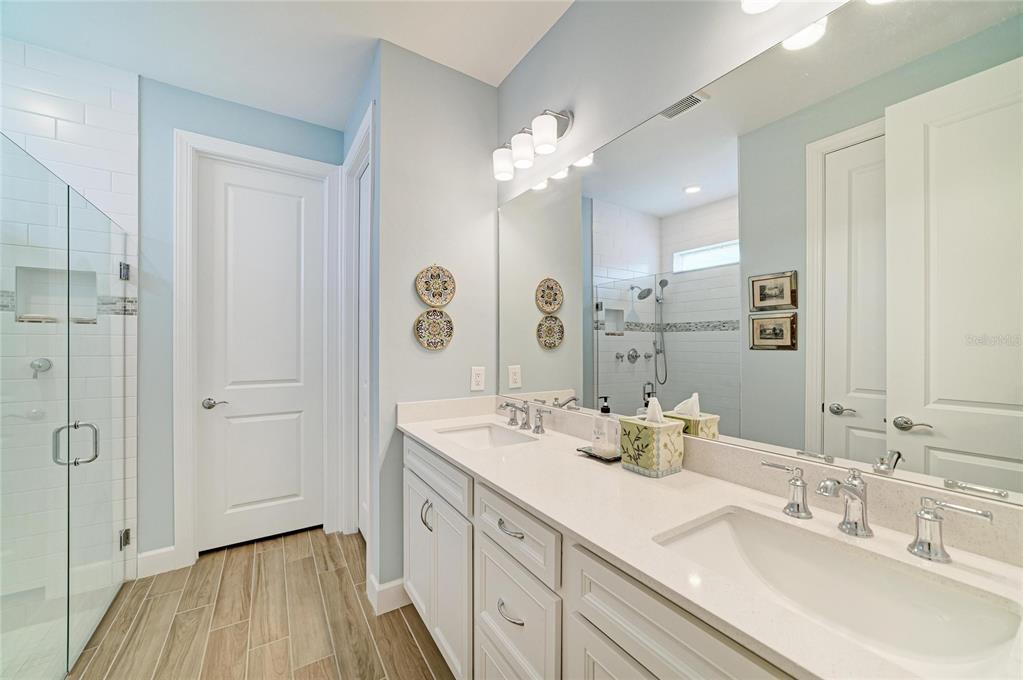 16341 Hidden Oak Loop Lakewood Ranch, FL 34211 - Photo 27 of 76
