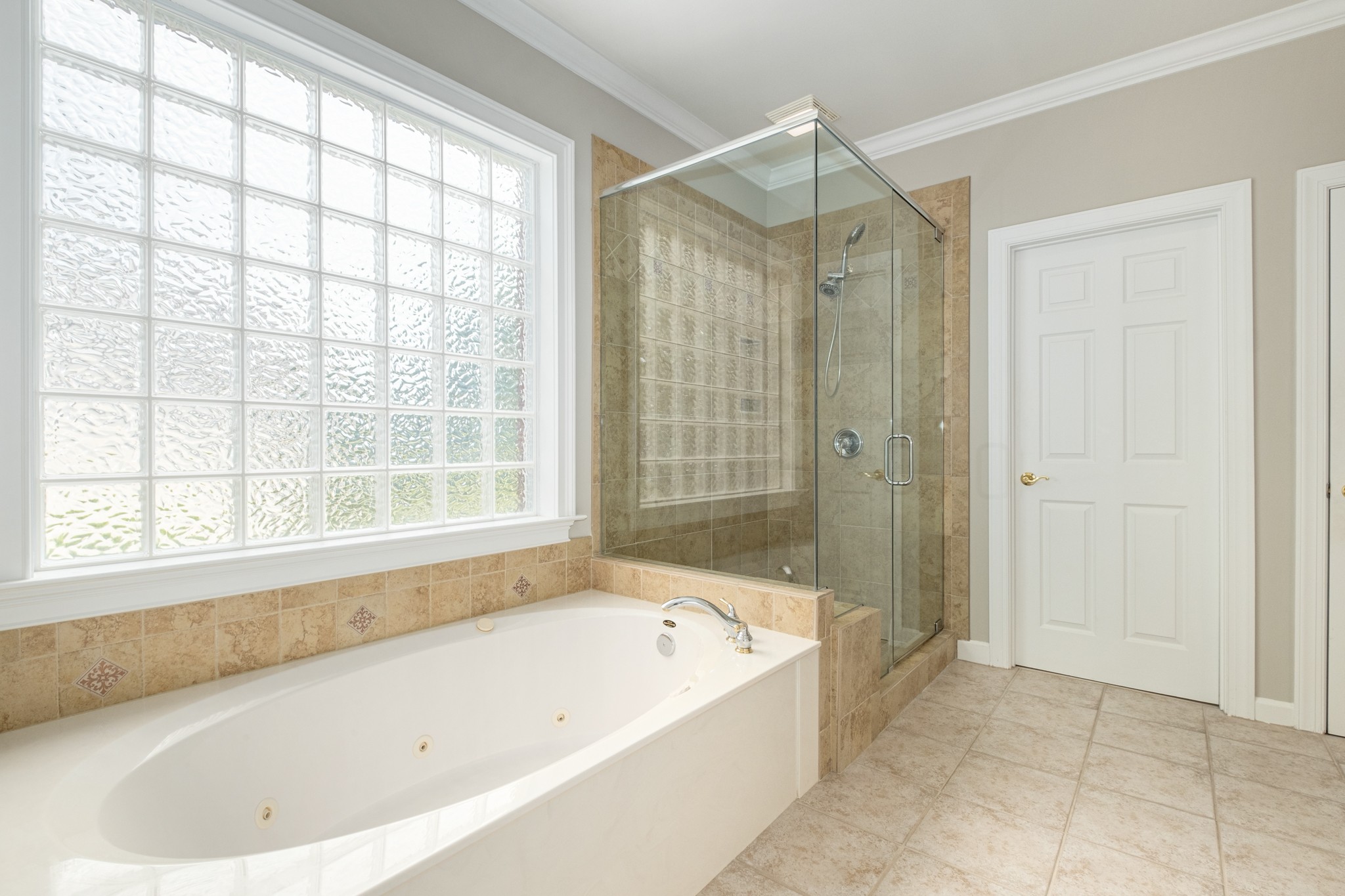 229 Gillette Drive Franklin, TN 37069 - Photo 23 of 47 a bathroom with a bathtub and shower