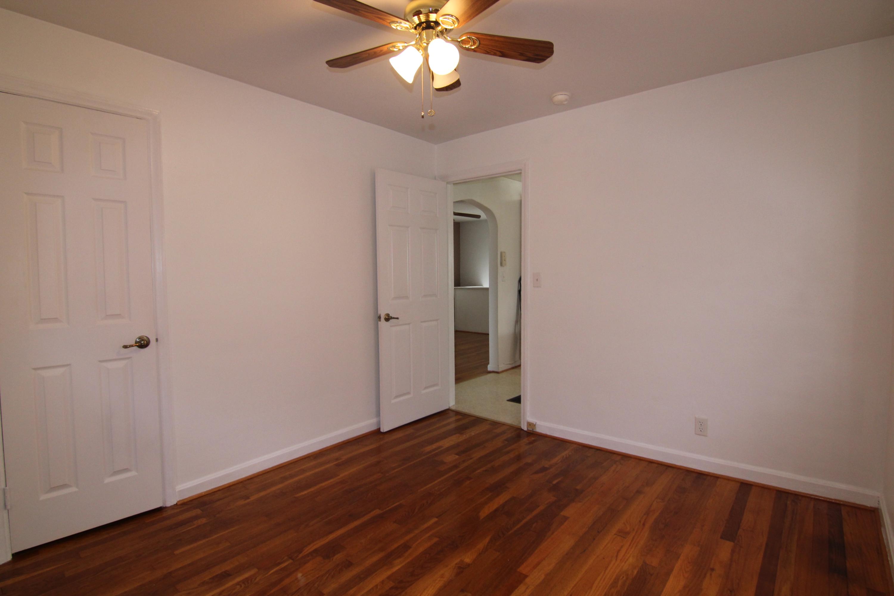 523 Ruddell Road Vinton, VA 24179 - Photo 14 of 29 IMG_3590