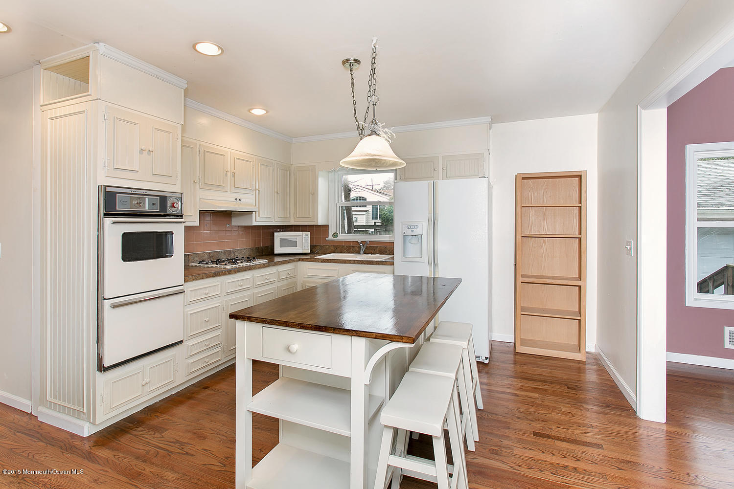 406 Robbins Road Neptune Township, NJ 07753 - Photo 8 of 23 406 Robbins Rd Neptune City NJ-large-010