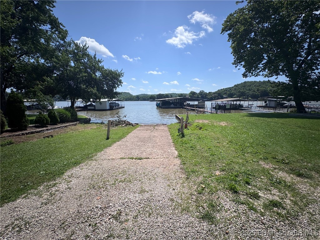 68 Kaisers Redbud Lane Camdenton, MO 65020 - Photo 5 of 6 Community Boat Ramp