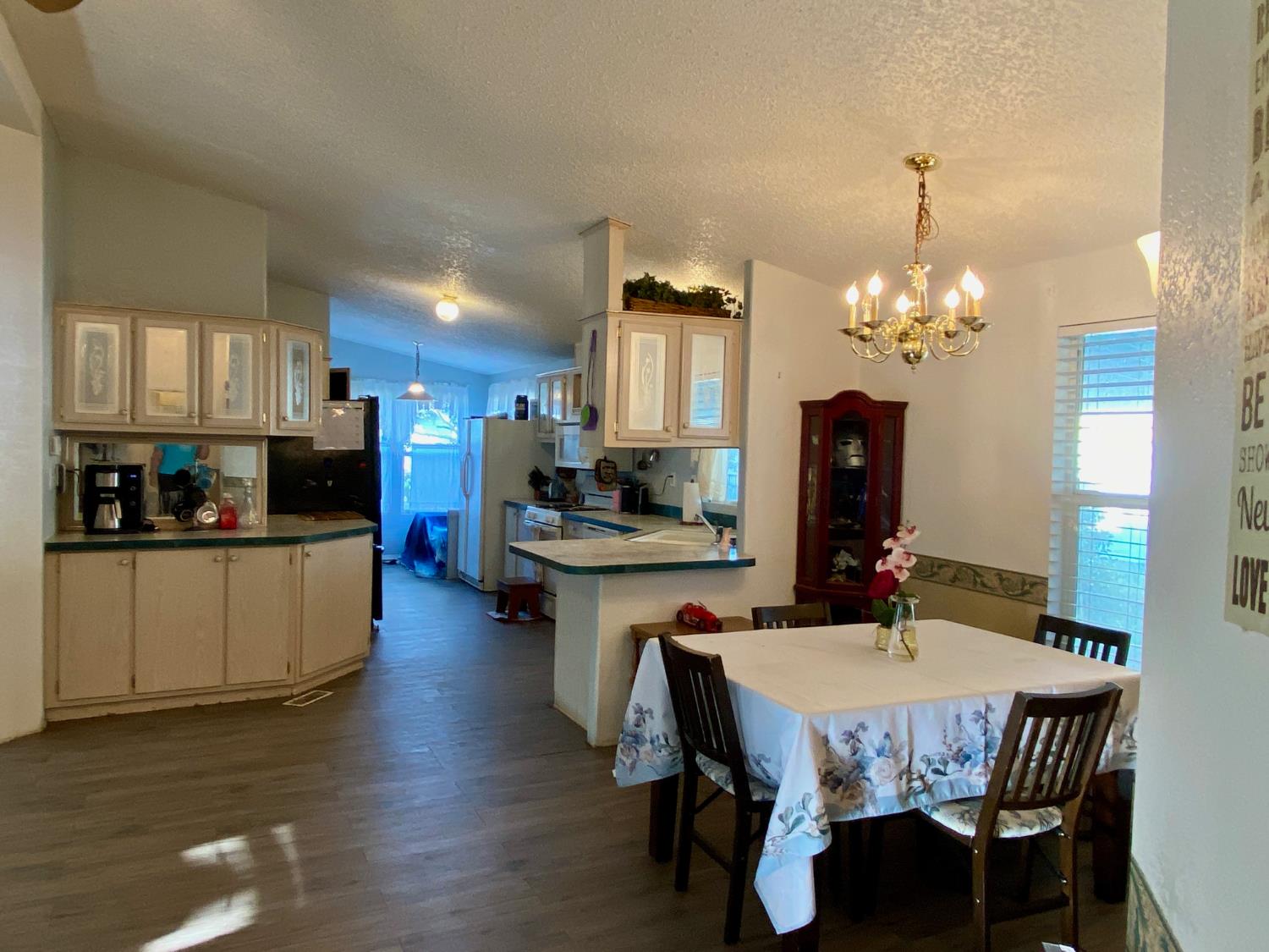 17 Commodore Lane Sacramento, CA 95838 - Photo 12 of 38