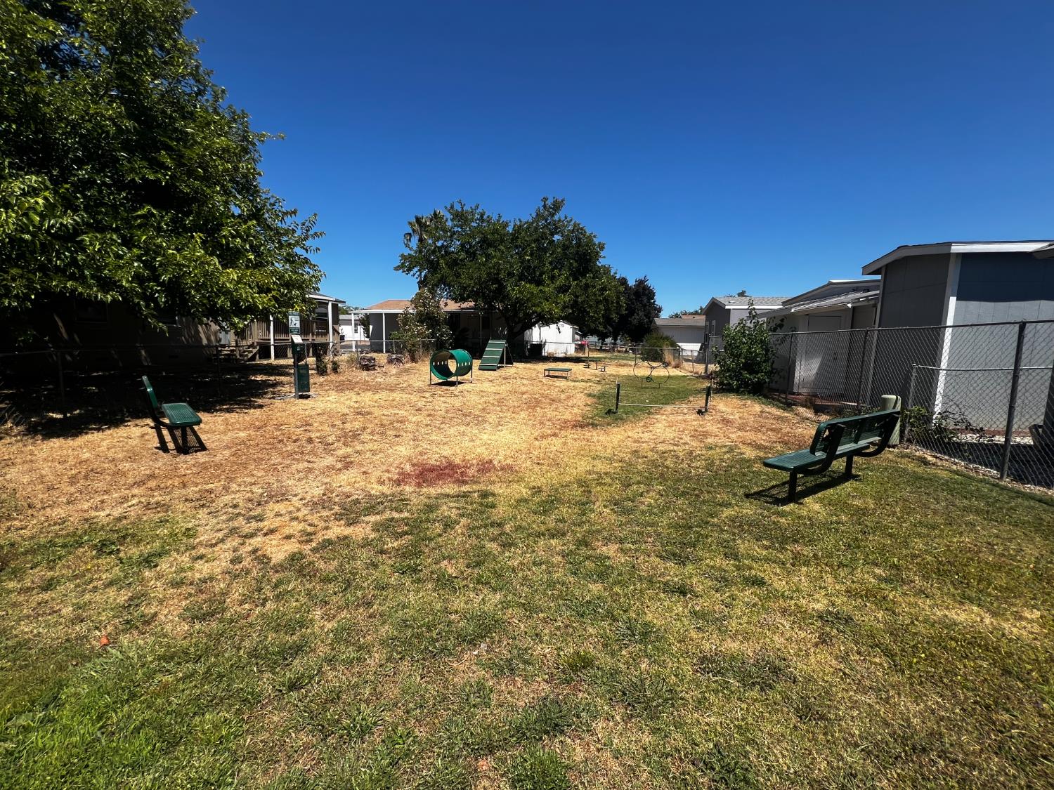 17 Commodore Lane Sacramento, CA 95838 - Photo 34 of 38