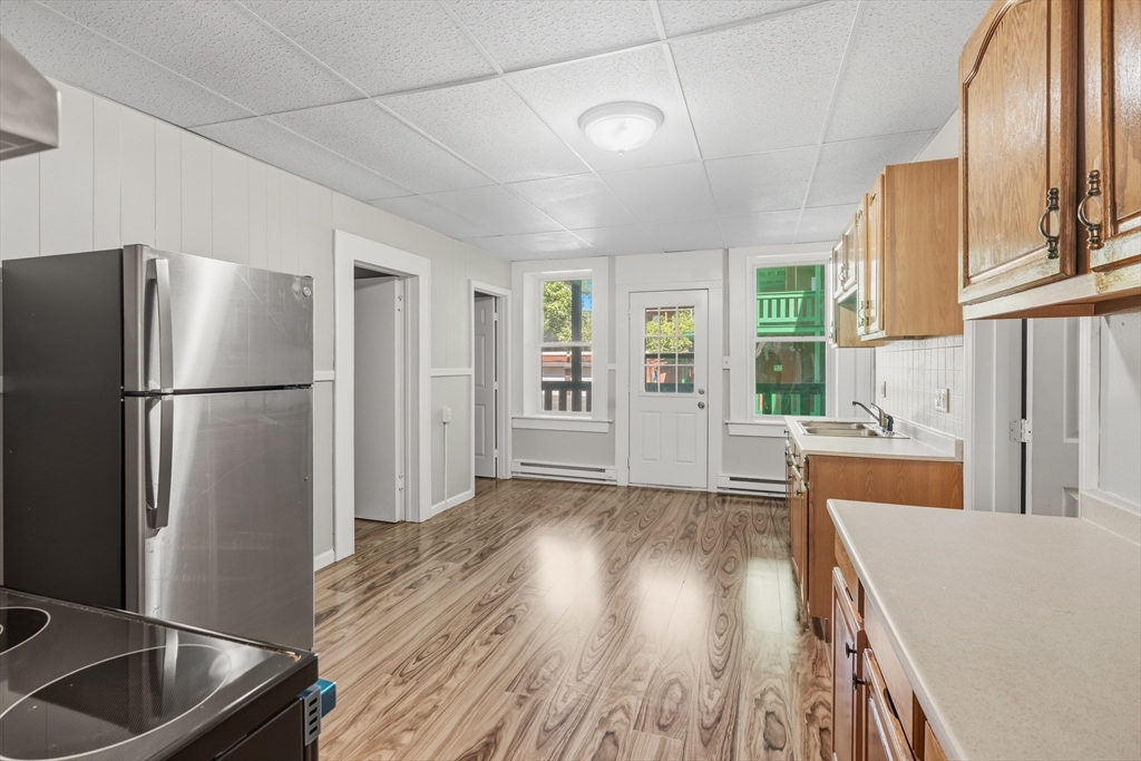 55 Chestnut Street, Unit 1 Holyoke, MA 01040 - Photo 10 of 20