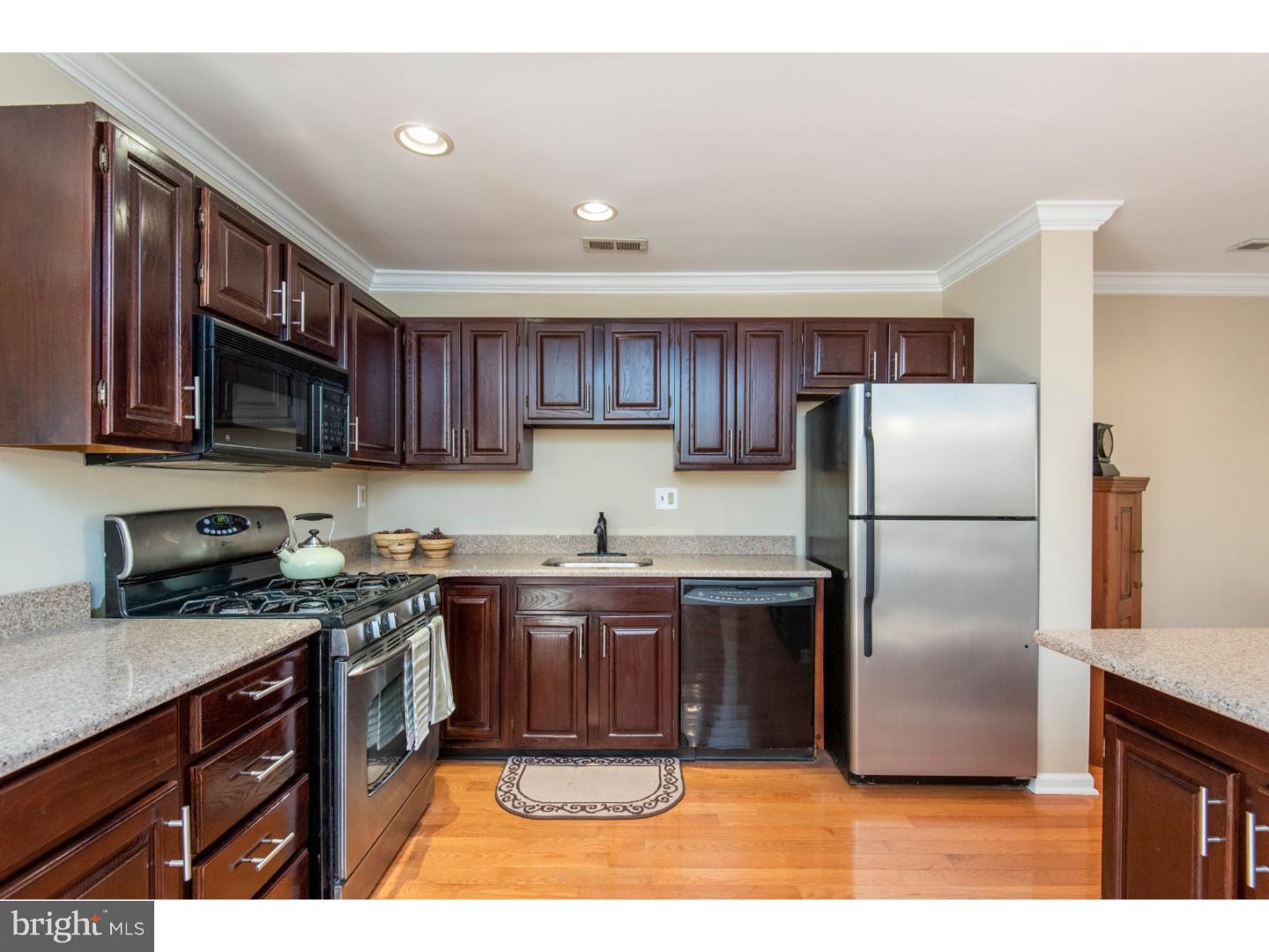 18 Rampart Drive Wayne, PA 19087 - Photo 8 of 25 Kitchen