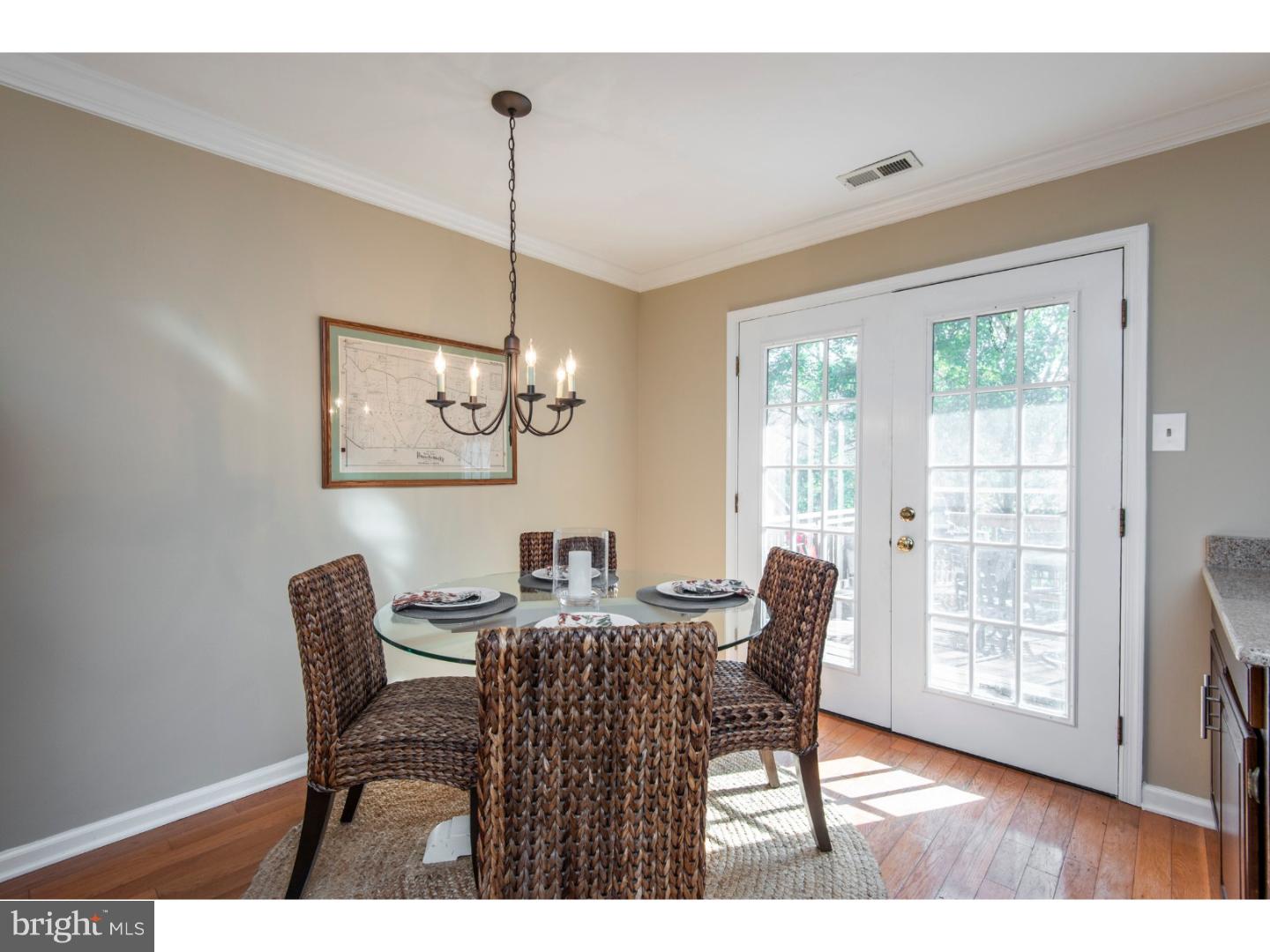 18 Rampart Drive Wayne, PA 19087 - Photo 10 of 25 Kitchen