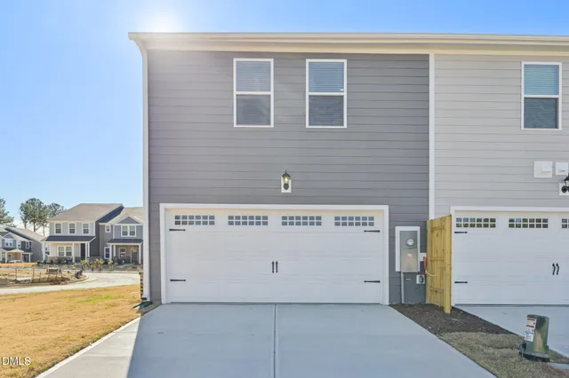 $299,000 | 718 Chandler Stone Drive, Zebulon, NC 27597