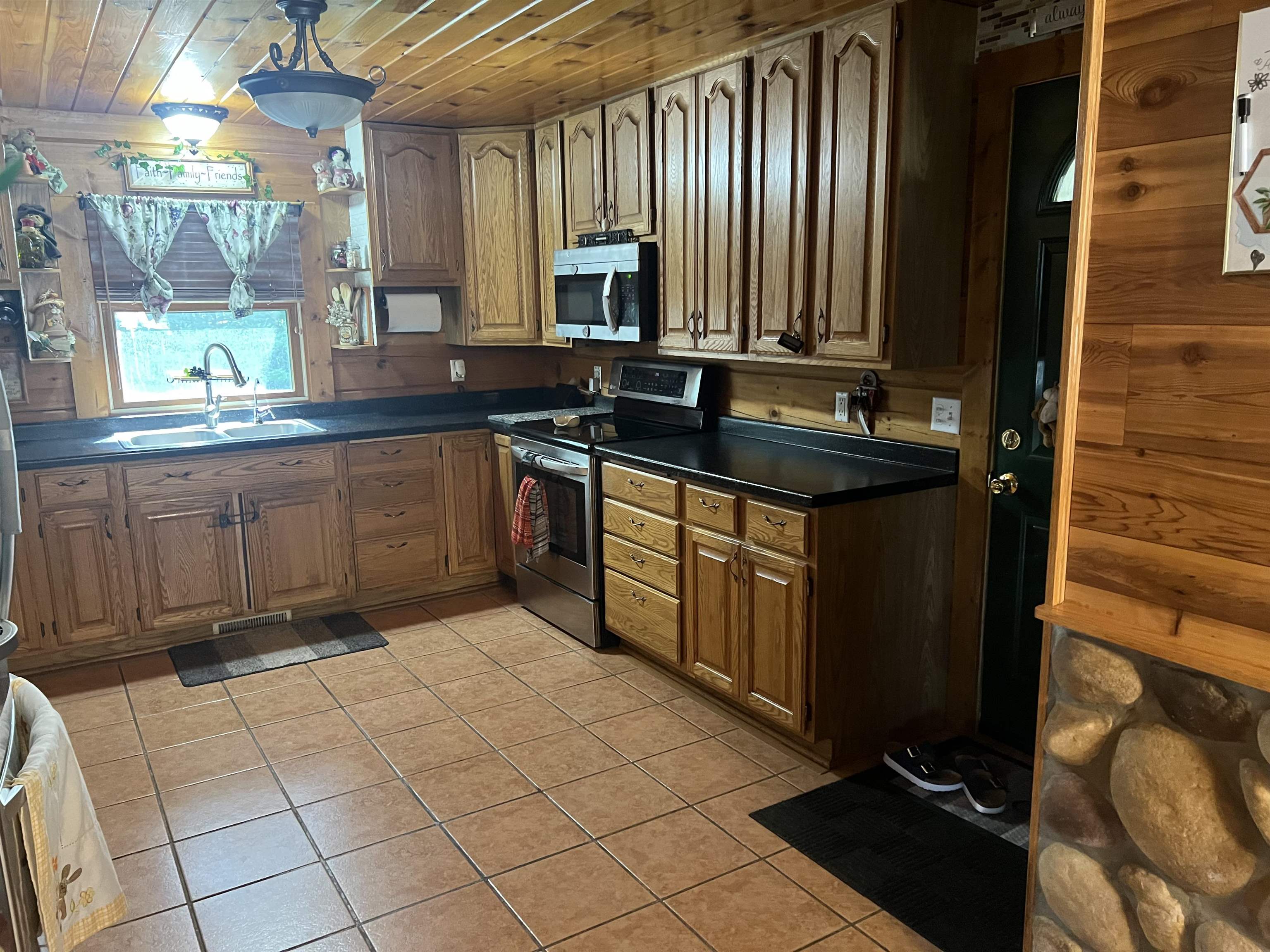 130403 County Rd C Auburndale, WI 54412 - Photo 13 of 49