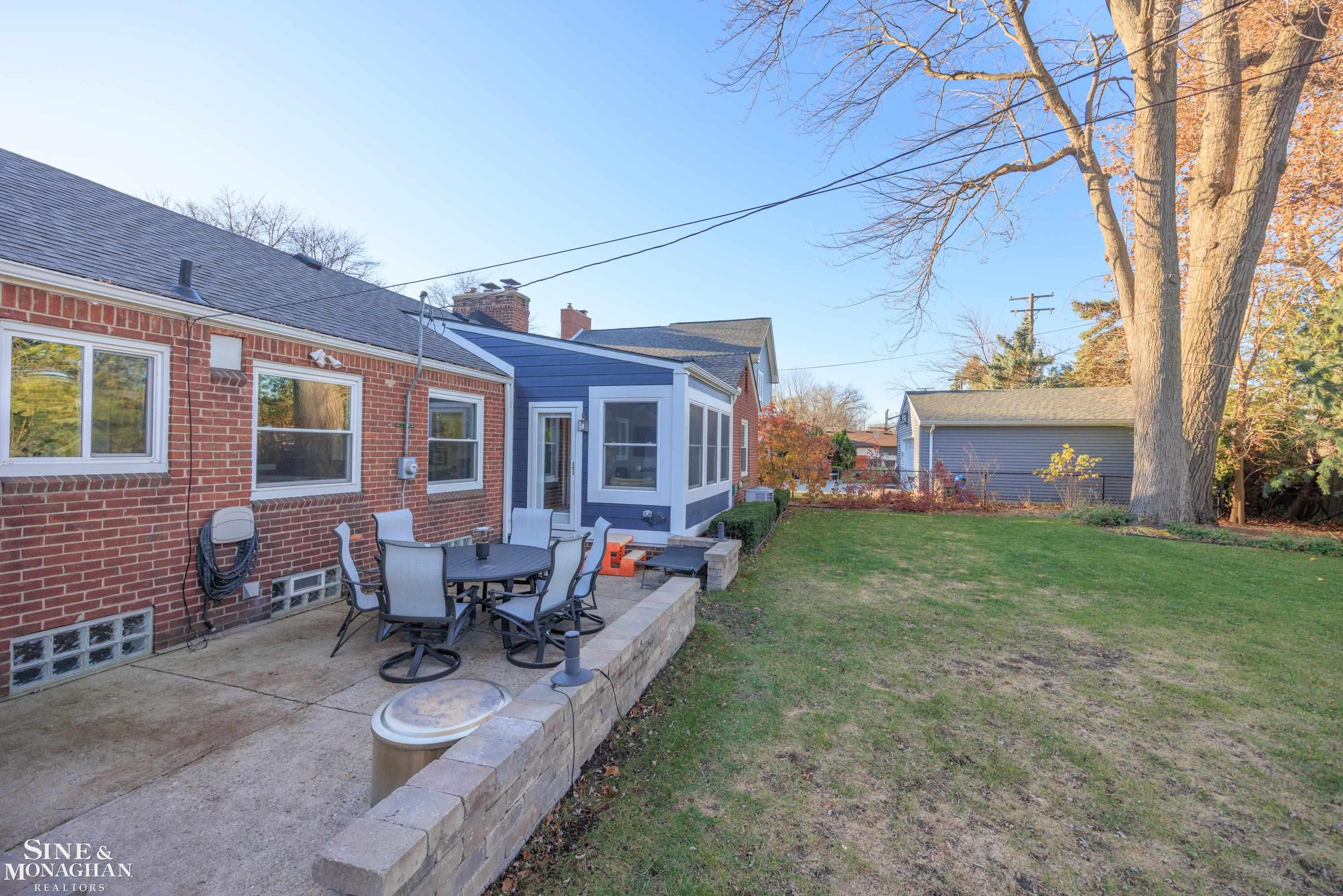 474 Lexington Road Grosse Pointe Farms, MI 48236 - Photo 36 of 62