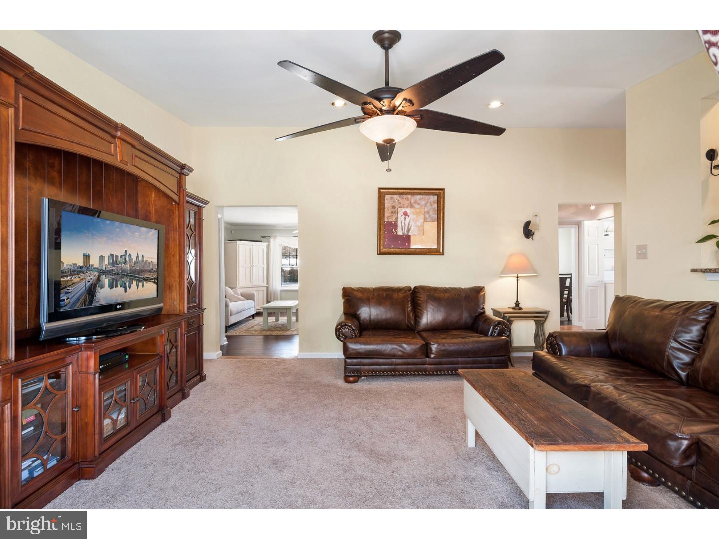 1175 Victoria Road Warminster, PA 18974 - Photo 11 of 25