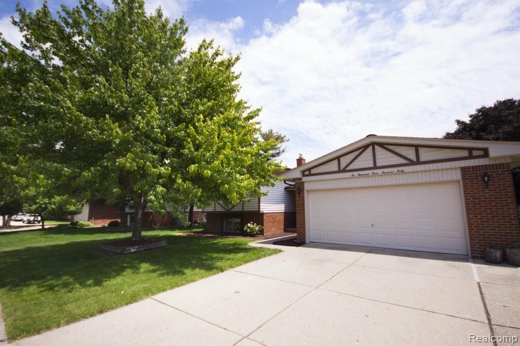 6340 Wedgewood Road Canton, MI 48187 - Photo 2 of 43 Classic Canton Quad