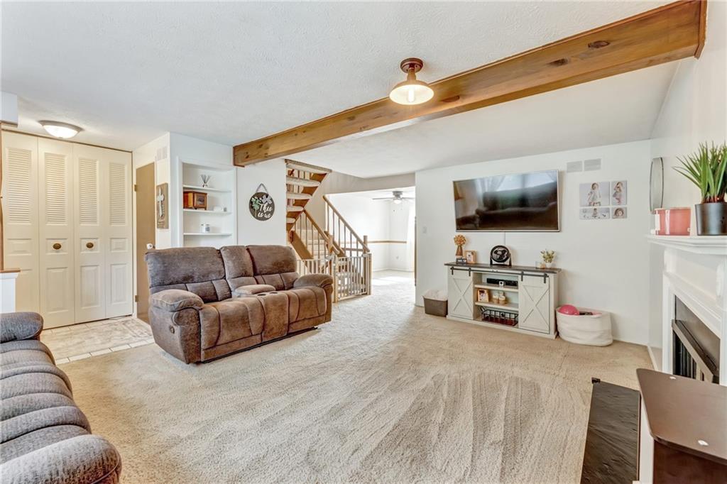 2533 Hunting Ridge Trail Bridgeville, PA 15017 - Photo 4 of 23 Gallery Image 4