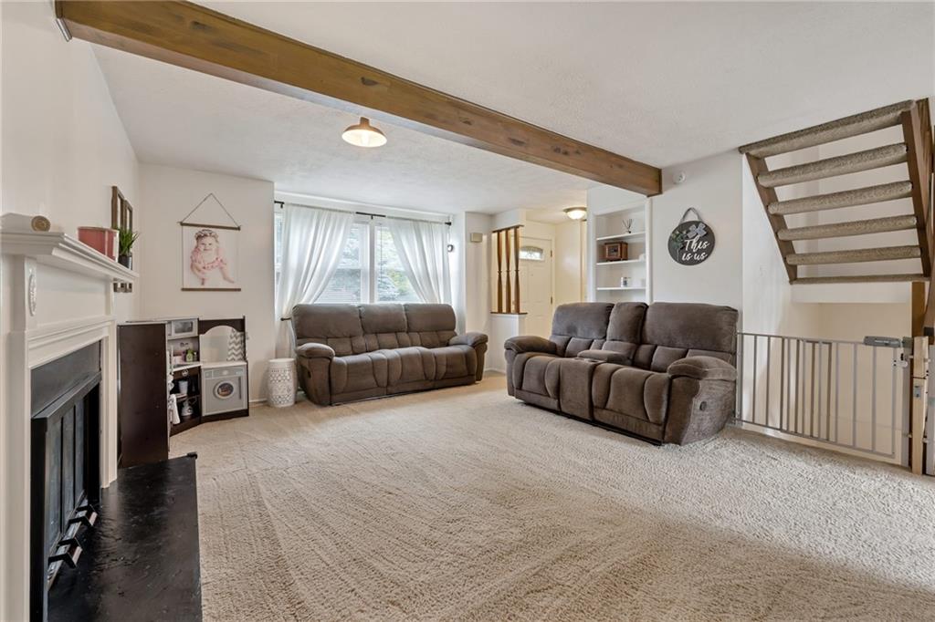 2533 Hunting Ridge Trail Bridgeville, PA 15017 - Photo 5 of 23 Gallery Image 5