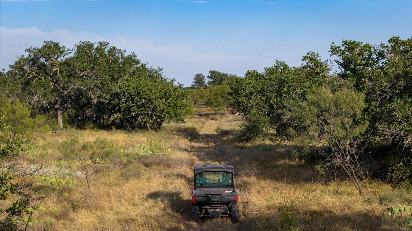 8500 Buck Ridge Drive Brady, TX 76825 - Photo 19 of 32