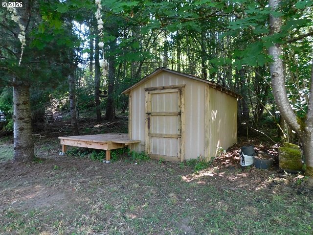 255 D Street Vernonia, OR 97064 - Photo 35 of 39 Shed