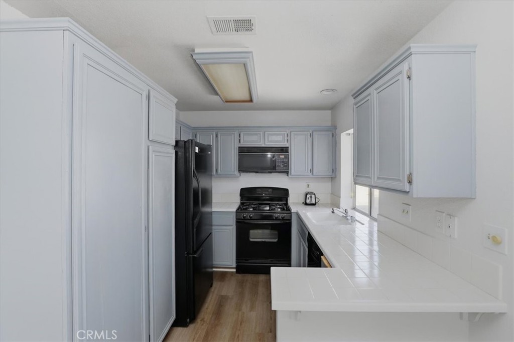 7637 Haven, Unit F Rancho Cucamonga, CA 91730 - Photo 14 of 32
