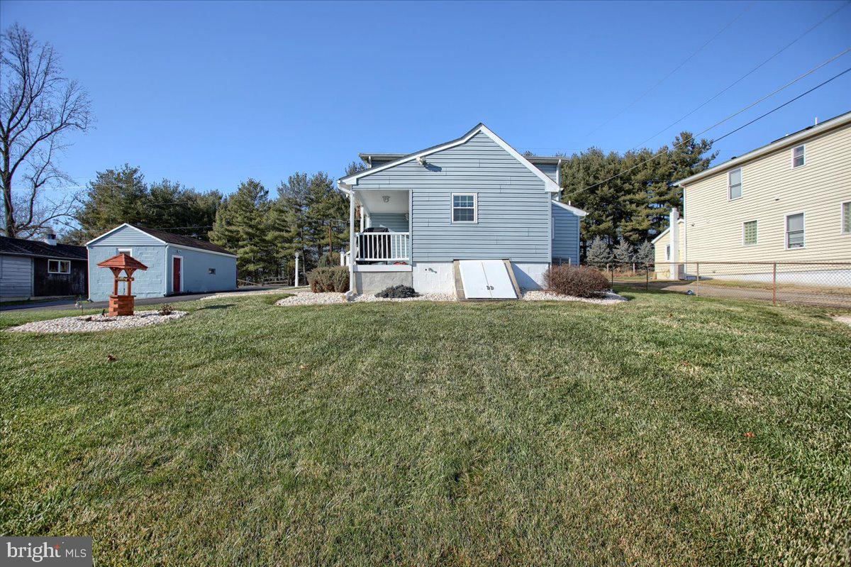 16925 Shinham Road Hagerstown, MD 21740 - Photo 29 of 33 Back view