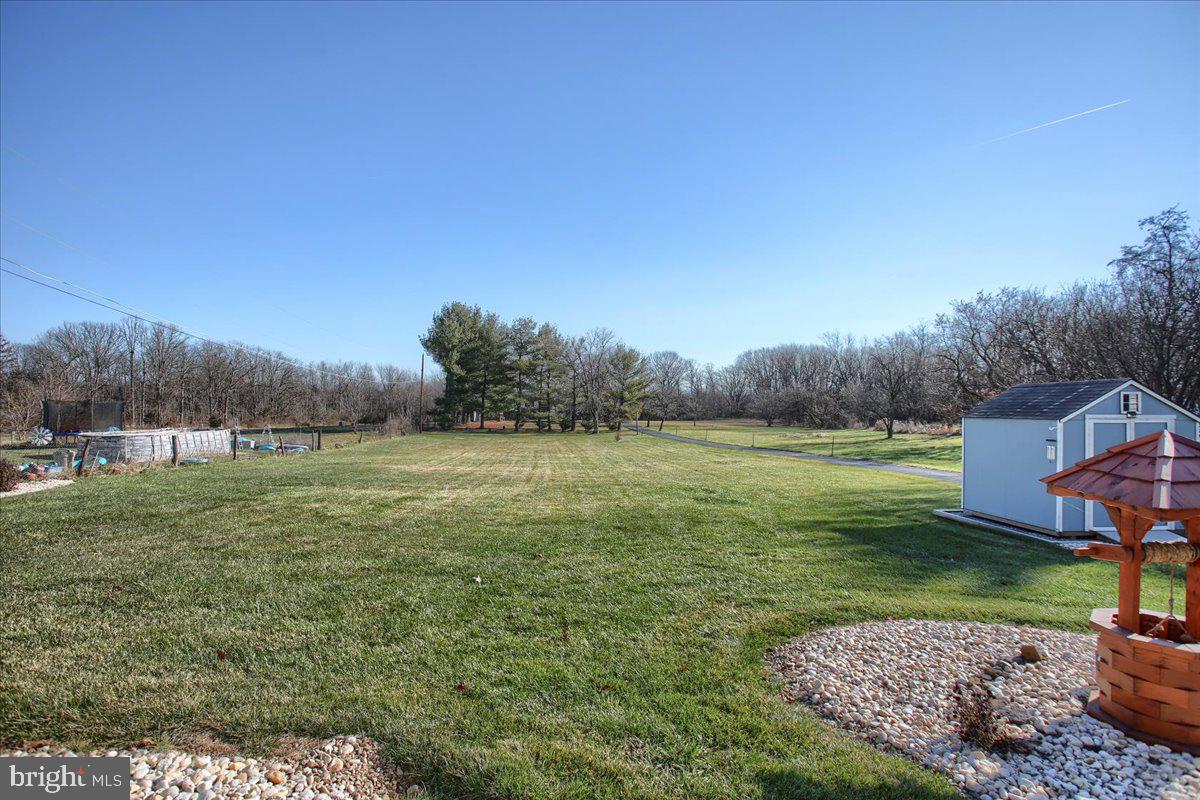 16925 Shinham Road Hagerstown, MD 21740 - Photo 33 of 33 Large flat backyard