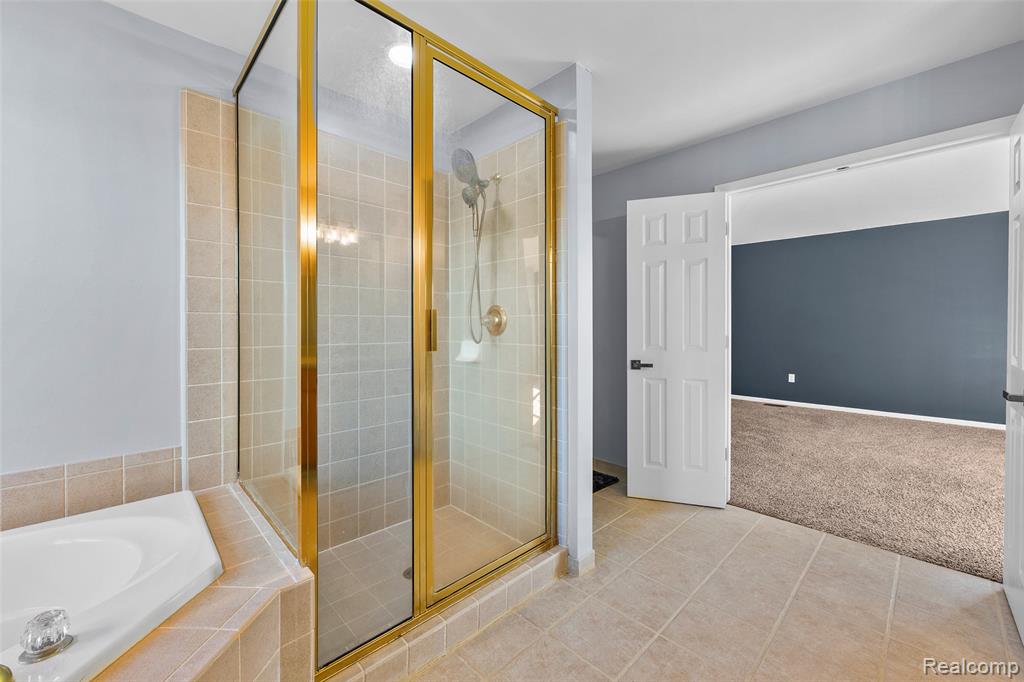 4476 Woodcliff Court Rochester, MI 48306 - Photo 30 of 74 Gallery Image 30