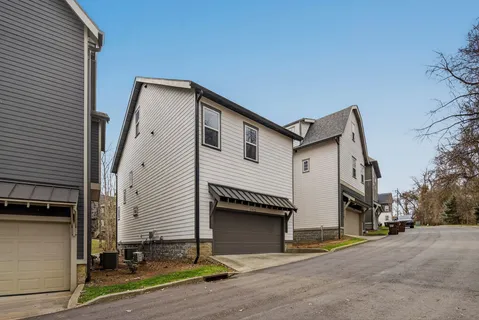 $574,900 | 3412 Shelby Bottoms Bend, Nashville, TN 37206