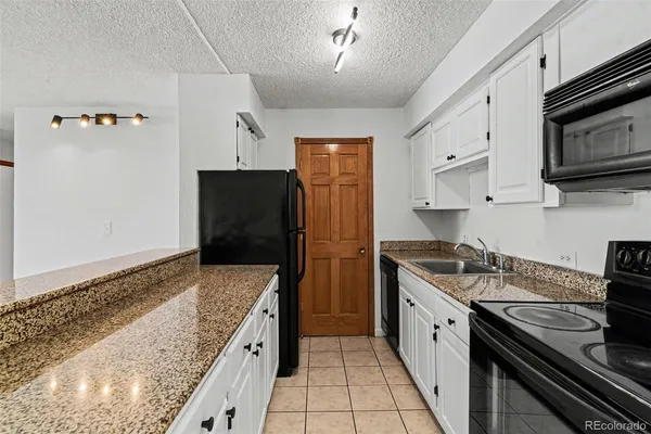 $1,800 | 1020 15th Street, Unit 9J, Denver, CO 80202