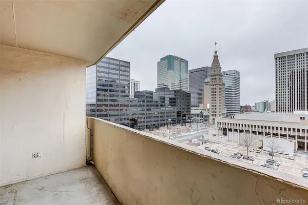 $1,800 | 1020 15th Street, Unit 9J, Denver, CO 80202