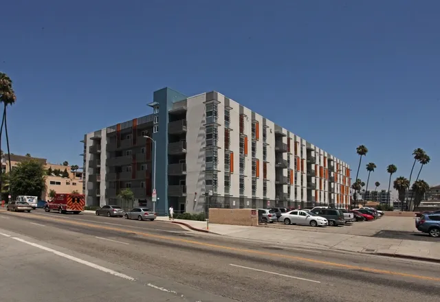 a view of a building the street