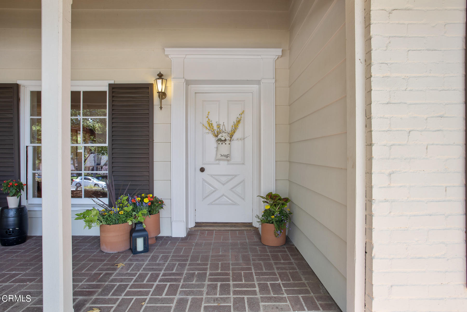 1647 Braeburn Road Altadena, CA 91001 - Photo 5 of 48 a view of a entryway door front of house