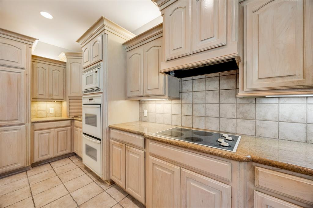 141 Cypress Point Circle Hideaway, TX 75771 - Photo 21 of 39