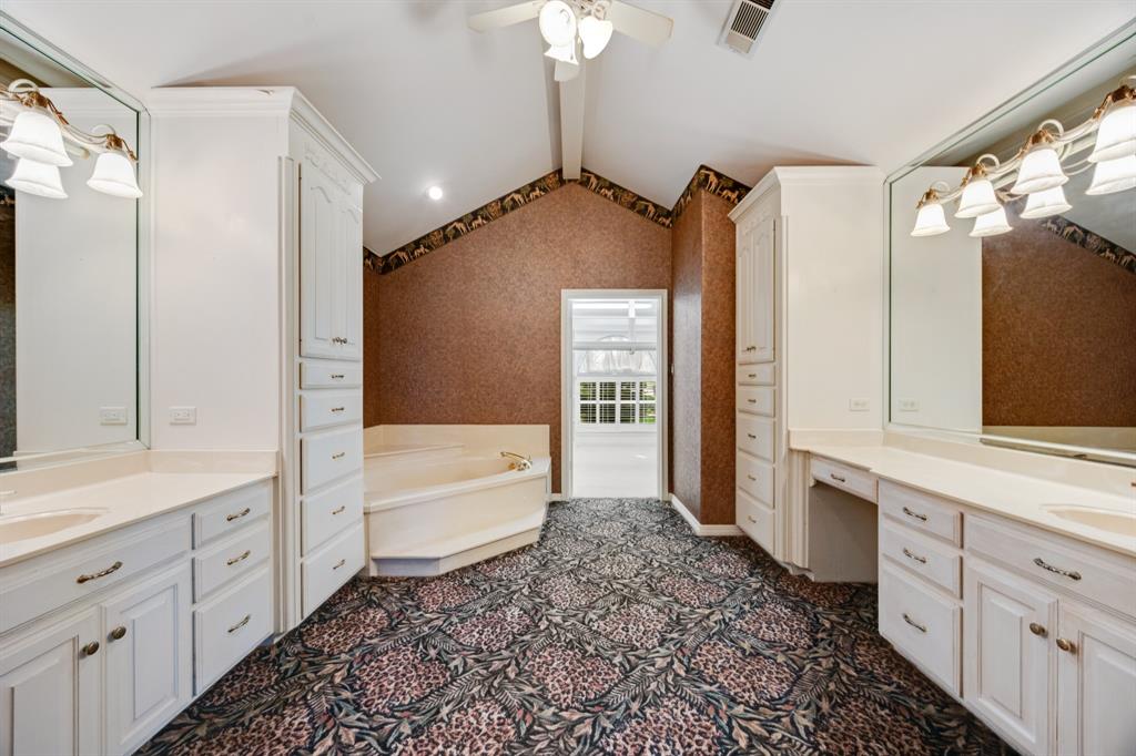 141 Cypress Point Circle Hideaway, TX 75771 - Photo 29 of 39