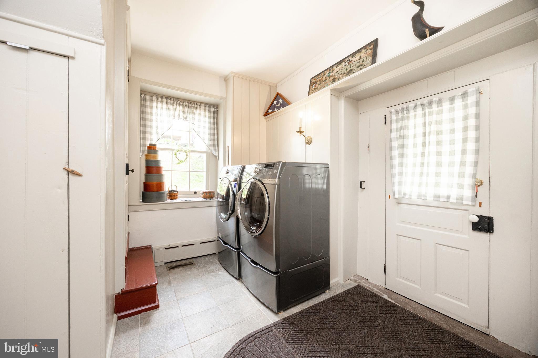 1551 Old Ridge Road Pottstown, PA 19465 - Photo 28 of 78 Mudroom/Laundry