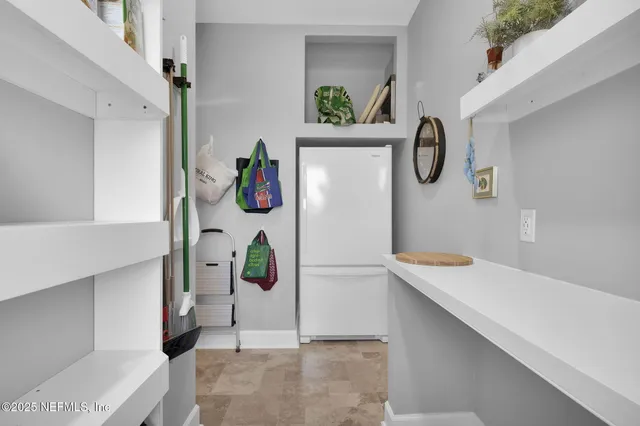 a view of terrace with city view