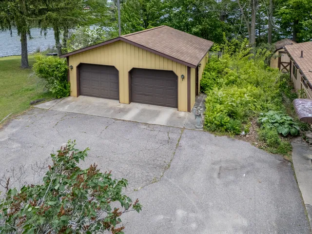 $474,953 | 12391 Sunset Drive, Plainwell, MI 49080