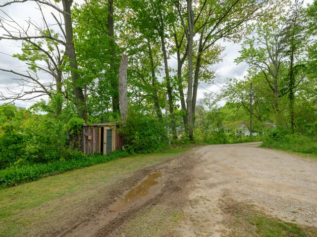 $474,953 | 12391 Sunset Drive, Plainwell, MI 49080