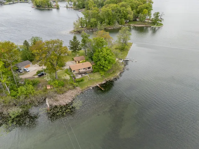 $474,953 | 12391 Sunset Drive, Plainwell, MI 49080