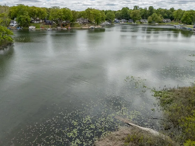 $474,953 | 12391 Sunset Drive, Plainwell, MI 49080