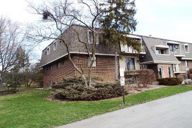 258 East Bailey Road, Unit L Naperville, IL 60565 - Photo 3 of 9